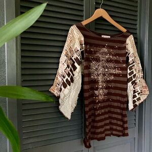 One-of-a-kind 90s top